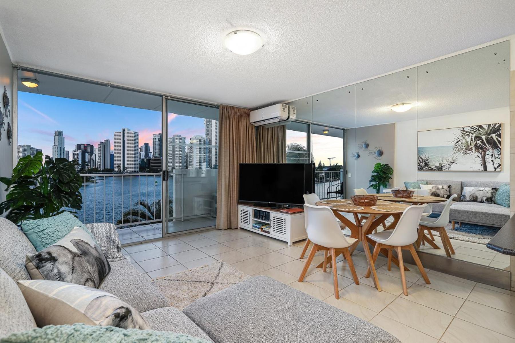 Amazing Water Views Surfers Paradise Гоулд Коуст Екстериор снимка